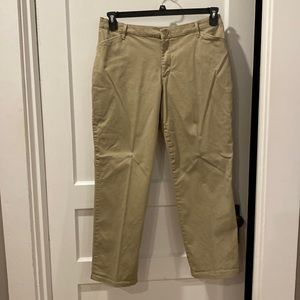 Ladies Lee relaxed fit khaki slacks.Size 16S.Brand new condition.Worn maybe 2X